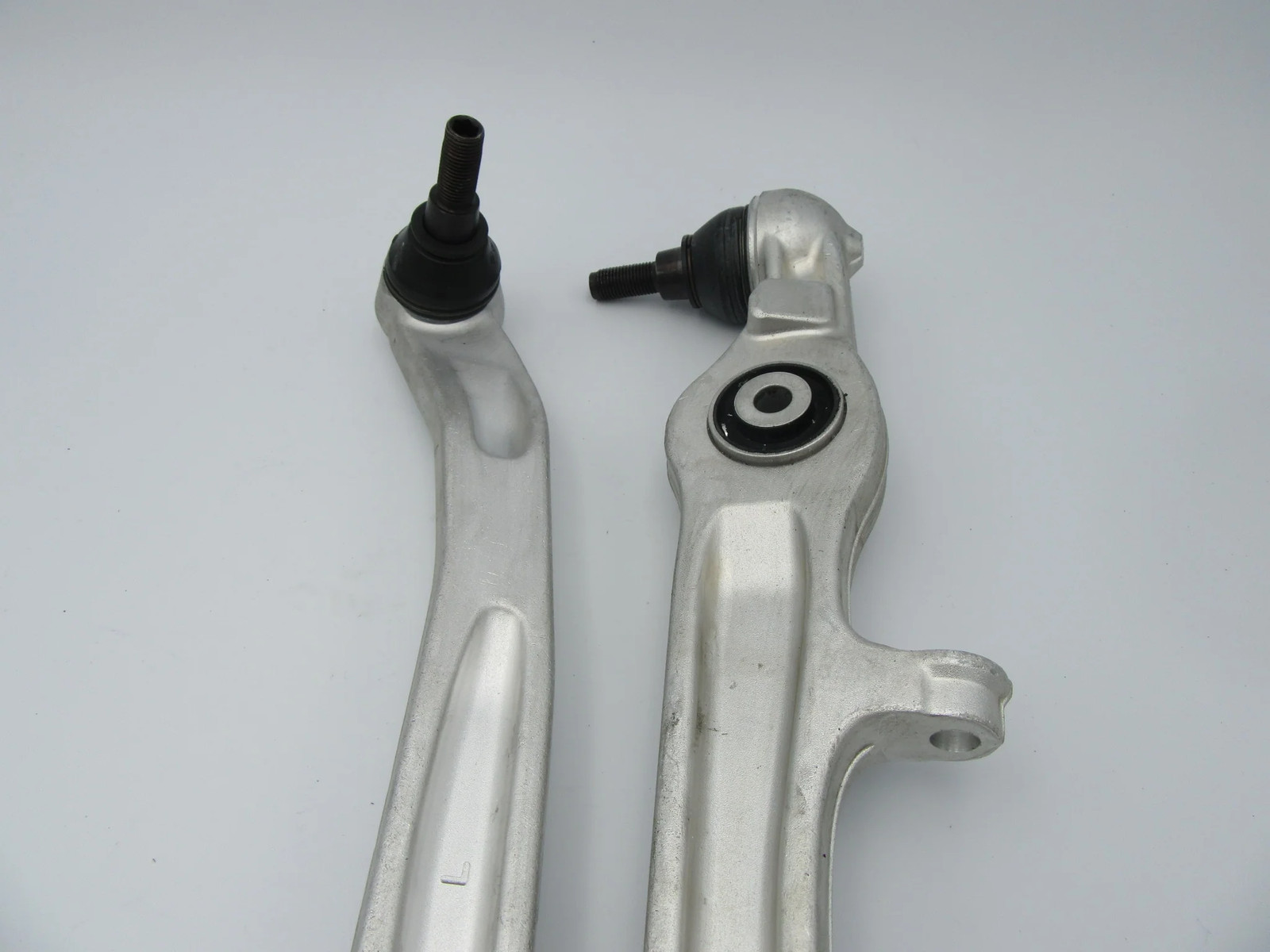 Bentley GTC GT Flying Spur Left Lower Forward rearward Suspension Control Arms