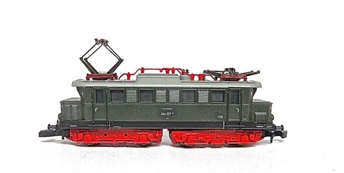 Locomotora eléctrica Marklin 88113 Z ferrocarril estatal alemán (DR) clase E 244 | Condition: New