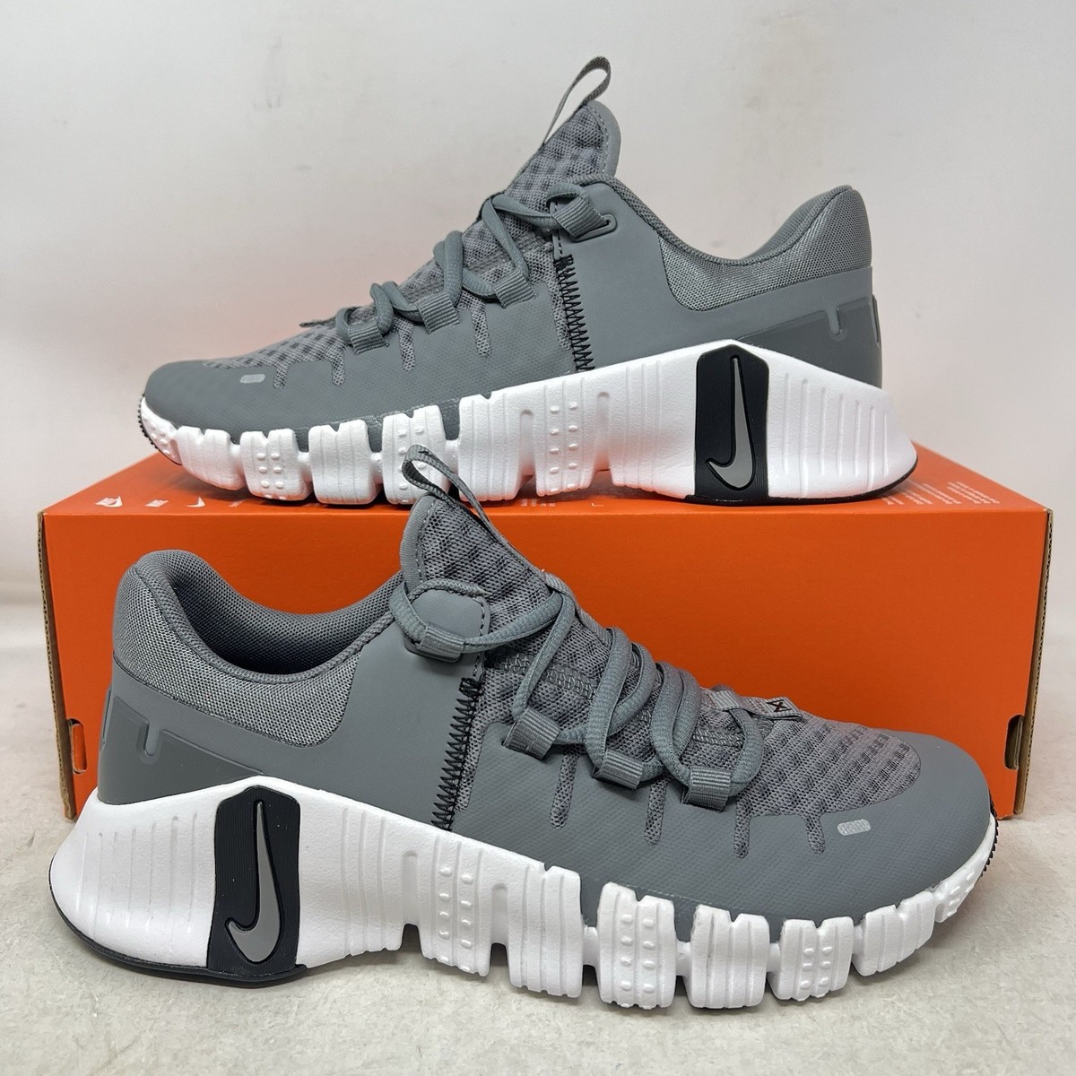 Nike Free Metcon 5 Smoke Grey White Black Mens 7 No Lid DV3949 003