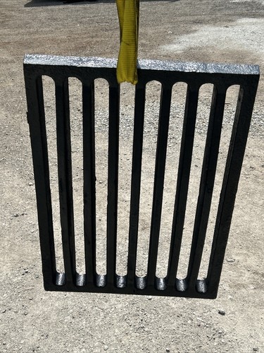 NEENAH FOUNDRY R-3227 EXPRESSWAY INLET GRATE Only, Cast Iron 29-1/8 X 21-5/8” - Picture 7 of 16