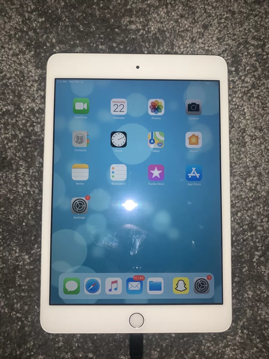 Apple iPad mini 3 16GB, Wi-Fi + Cellular (Unlocked), 7.9in - Silver (CA)