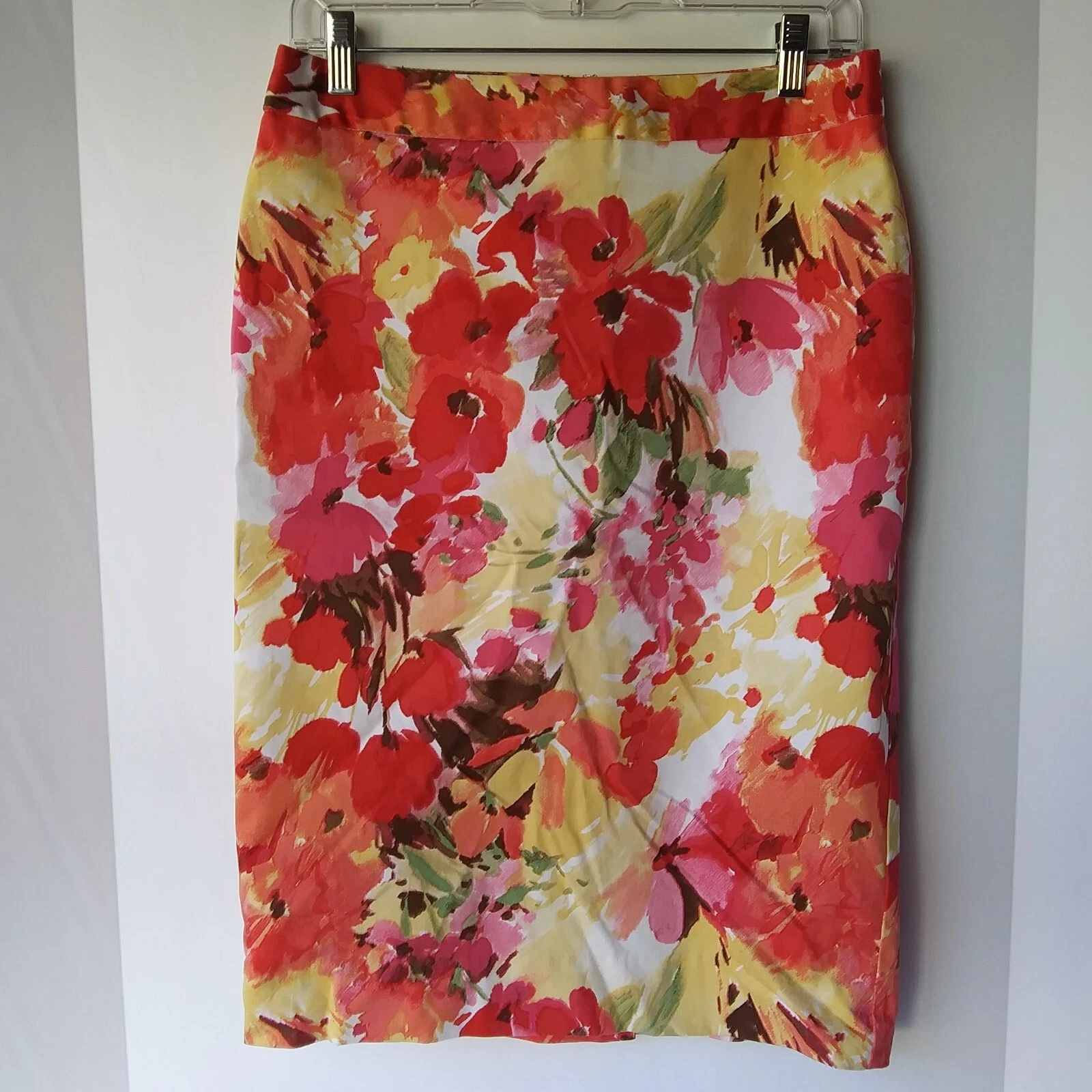 Charter Club Multicolored Floral Lined Skirt with Back Zip and Pockets Size 6