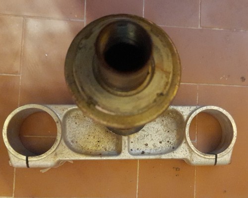 Ducati Piastra inferiore Forcella Originale Monster cod.34230141A - Foto 2 di 3