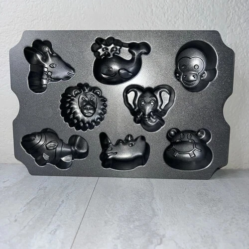 Nordic Ware Zoo Friends Animals Mini Cup Cake Pan Aluminum Baking Muffin
Opens in a new window or ta