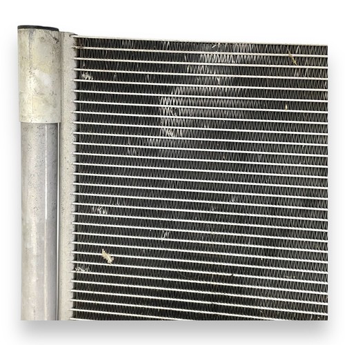 2009-2015 BMW 750i F01 F02 A/C Air Conditioner Condenser Radiator OEM 9255984 - Picture 2 of 12