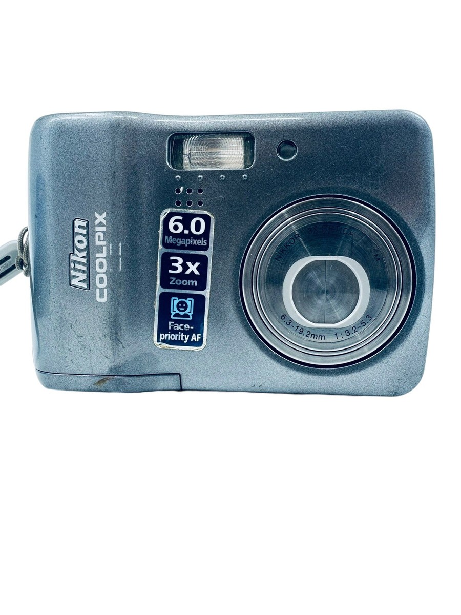 箱付き ✨ ニコン NIKON Coolpix L2 デジタルカメラ Nikon Coolpix L2 Point and Shoot Digital Camera