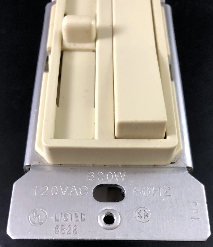 Atenuador deslizante blanco de 3 vías D4.1 Foto 2 de 4