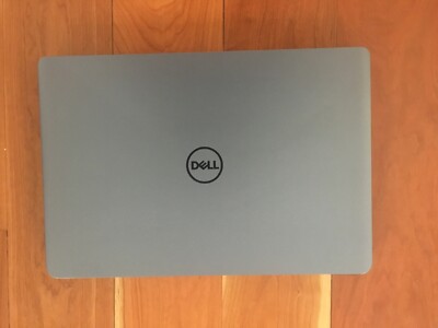 Dell Vostro 15 7500 15.6'' 512GB, Intel Core i7 w/ accessories