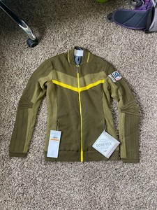 gore tex sweater