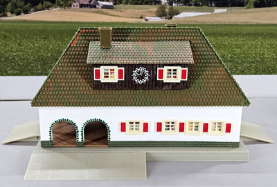 Rare VIntage Faller HO Scale BUILT Train Station Steinbach w/ Platform #B-106