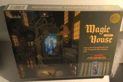 Magic House 3D Wooden Bookend DIY Kit Puzzle Create TGB03 Rolife NEW AND SEALED
