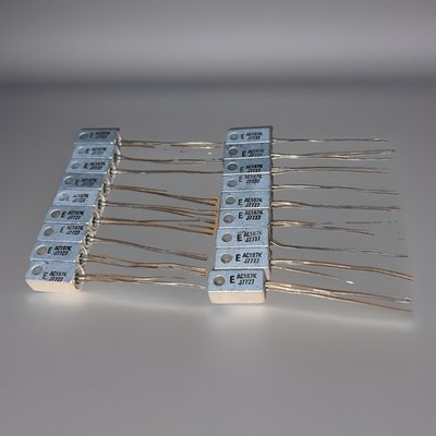 18 Stück - AC187K - high gain hFE - J7727 - Philips - Germanium Transistoren NOS