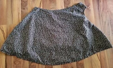 FIRST YEARS BREASTFEEDING BROWN WITH BLUE SWIRLS NURSING COVER UP.