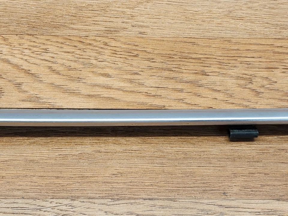 ✅ 82-88 OEM BMW E28 528e Puerta Trasera Lateral Pasajero Exterior Moldura Cromo Foto 4 de 4