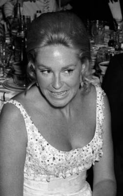 Joan Kennedy Attends Restore Ball 1970 OLD PHOTO 8