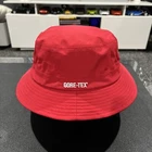 Seau à chapeau Supreme GORE TEX Crusher rouge taille moyenne/grande boîte logo