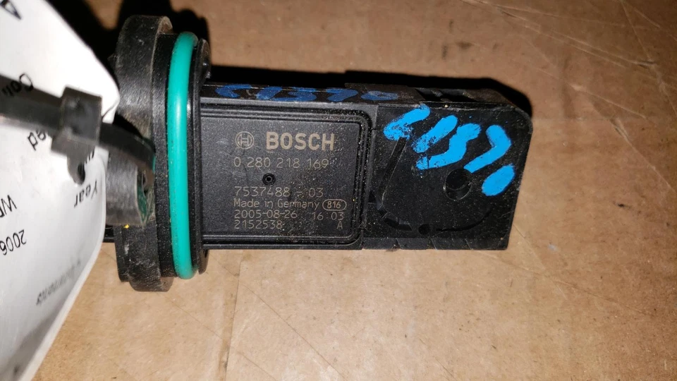 Расходомер воздуха для впрыска б/у топлива подходит: 2006 BMW 750i класс A - Изображение 3 из 4