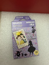 Fujifilm Instax Mini Disney Alice in Wonderland Color Film 10 ISO 800 2017-02