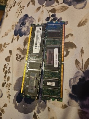 Infineon 256MB DDR 266 CL2 PC 2100U-20330-A1 32X64 SDRAM (2 X 256 MB =  512 MB)