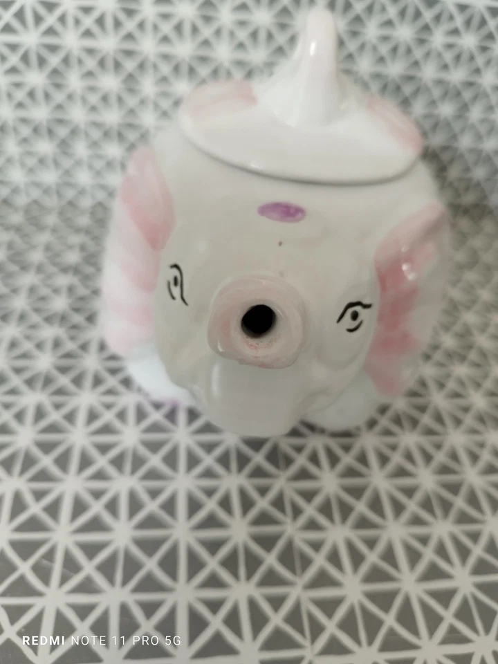 Théière en forme d'élephant blanc vert rose - Photo 4/4