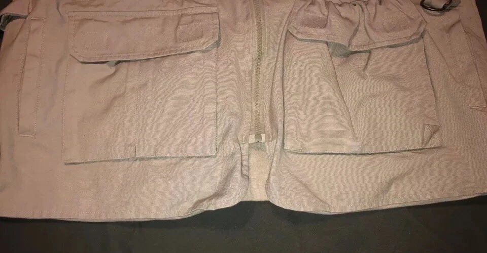 Vtg STREAM & FIELD Mens Photograph Fishing Vest Beige Khaki Sz Large 21 Pockets - Image 2 of 4