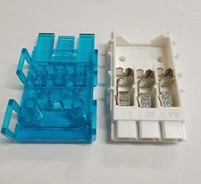 MOLEX 194030011 SELF CONTAINED POWER CONNECTOR. 14 AWG.