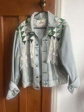 Ladies Levi’s Beaded Denim Jacket Size 3 Large Barely Worn!