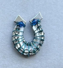 LIZTECH JEWELRY~PIN/BROOCH~LUCKY HORSESHOE ~Blue White SIGNED~2006
