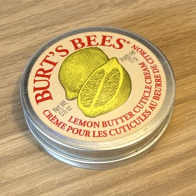 Burt's Bees Lemon Butter Cuticle Nourishing Cream Lemon Scented Moisturizer 15g