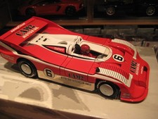 Exoto  1:18  RLG 18184 Porsche 917/30 CAM2  Driver Figur Full Set Perfekt Rare