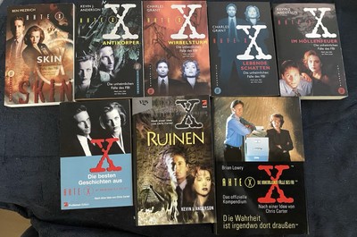 8 Bücher Akte X - Die unheimlichen Fälle des FBI