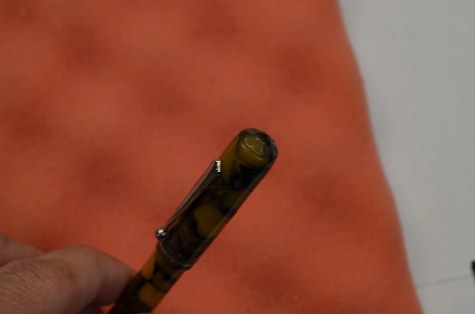 pluma estilográfica vintage E. faber palanca relleno naranja mármol negro cromo Foto 3 de 4