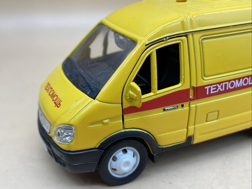 Welly 1:43 Post Russia Transit Van Die Cast Metal Boxed Transport Van Toys 2705 - Picture 13 of 19