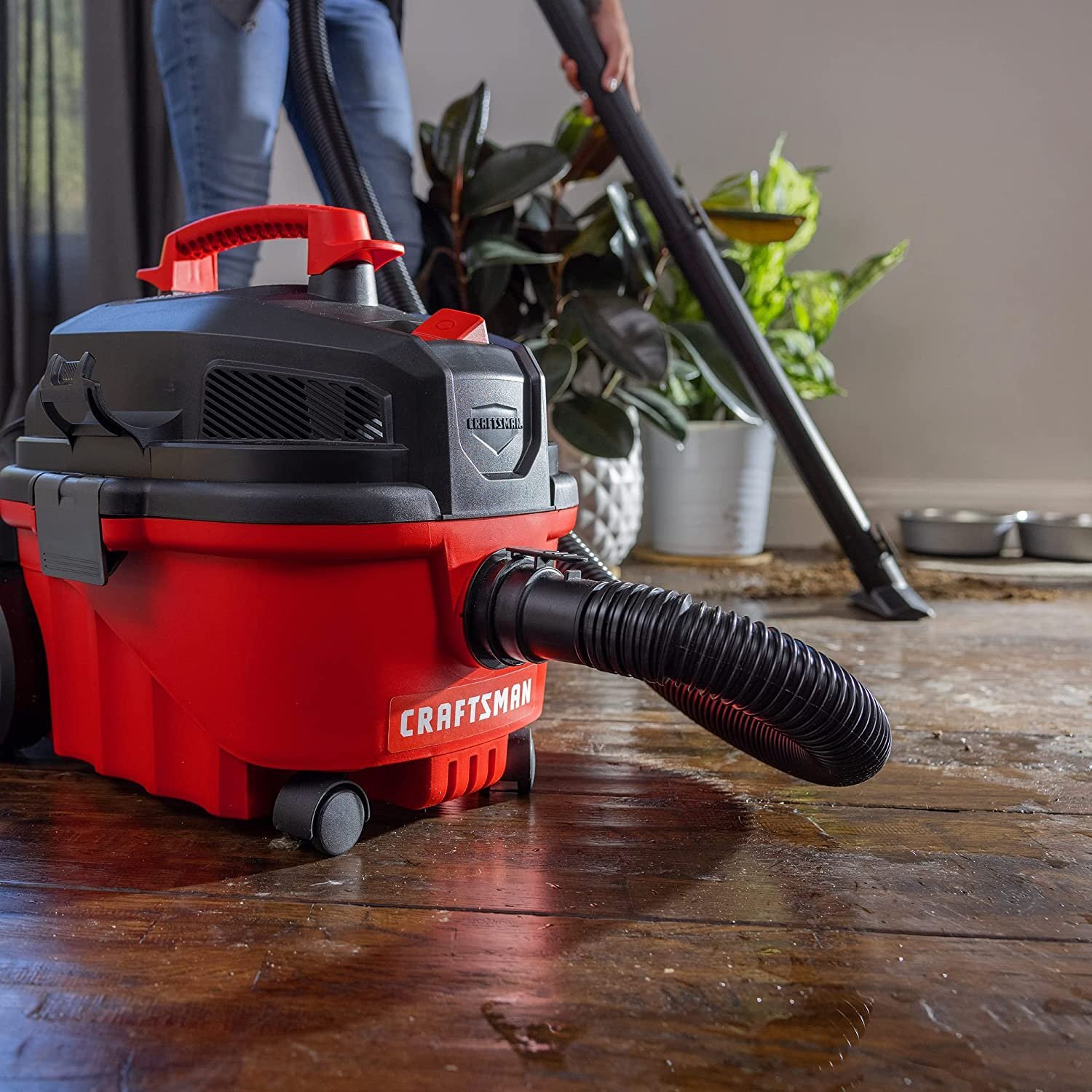 CRAFTSMAN CMXEVBE17040 4 Gallon 5.0 Peak HP Wet/Dry Vac, Portable Shop
