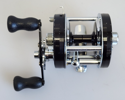 1974 ABU (Garcia) Ambassadeur 5000C Baitcasting Fishing Reel Right