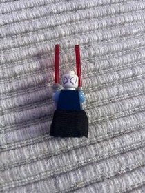 LEGO Minifigures Asajj Ventress With Skirt And Lightsabers Star Wars 7676