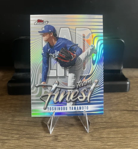 2026 Topps Finest Yoshinobu Yamamoto Refractor (RAW)