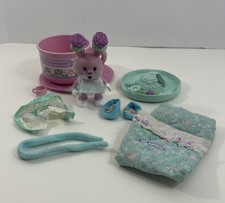 TOMY Tea Bunnies Carnation Sweet Slumber Playset Carnation Mint COMPLETE Read 