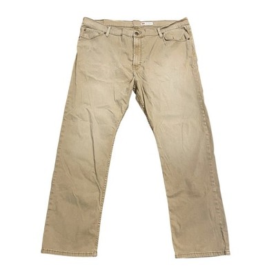 Wrangler Pants Men 42x30 Khaki Slim Straight Slim Seat & Thigh Free To Stretch