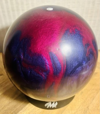 Motiv Villain Scorn Bowling Ball NEW IN BOX 1st Quality 15lbs 1oz