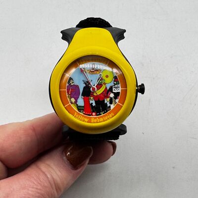 Vintage 1999 BEATLES Yellow Submarine Watch in Face Design