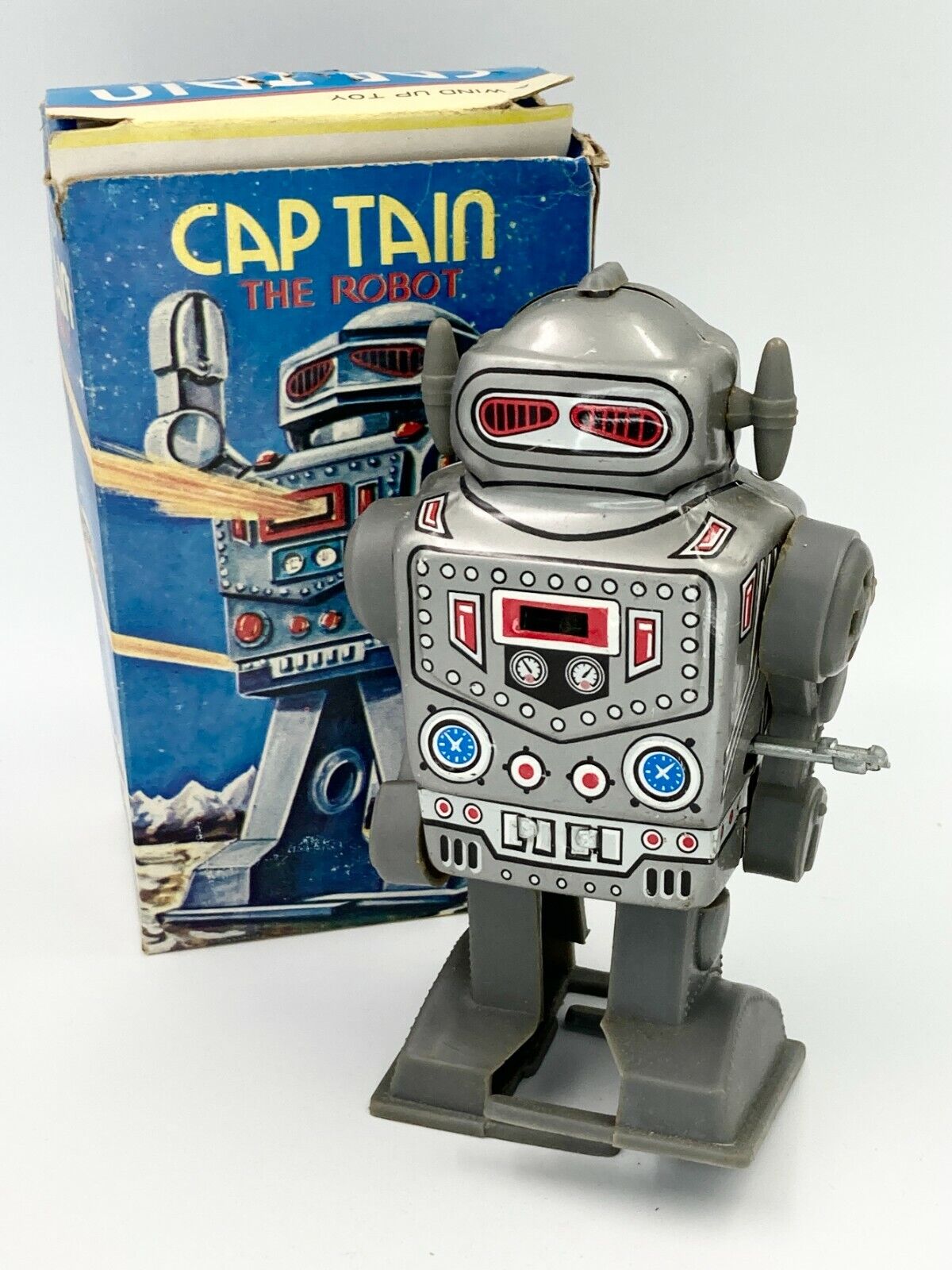 CAP TAIN The Robot Wind-up Robot in Original Box |