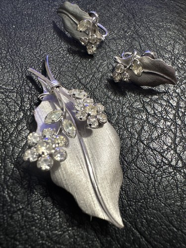 SUPERB STAR ART MID CENTURY MODERN FABULOUS Brooch / Pin SrewbacksEarring Set!