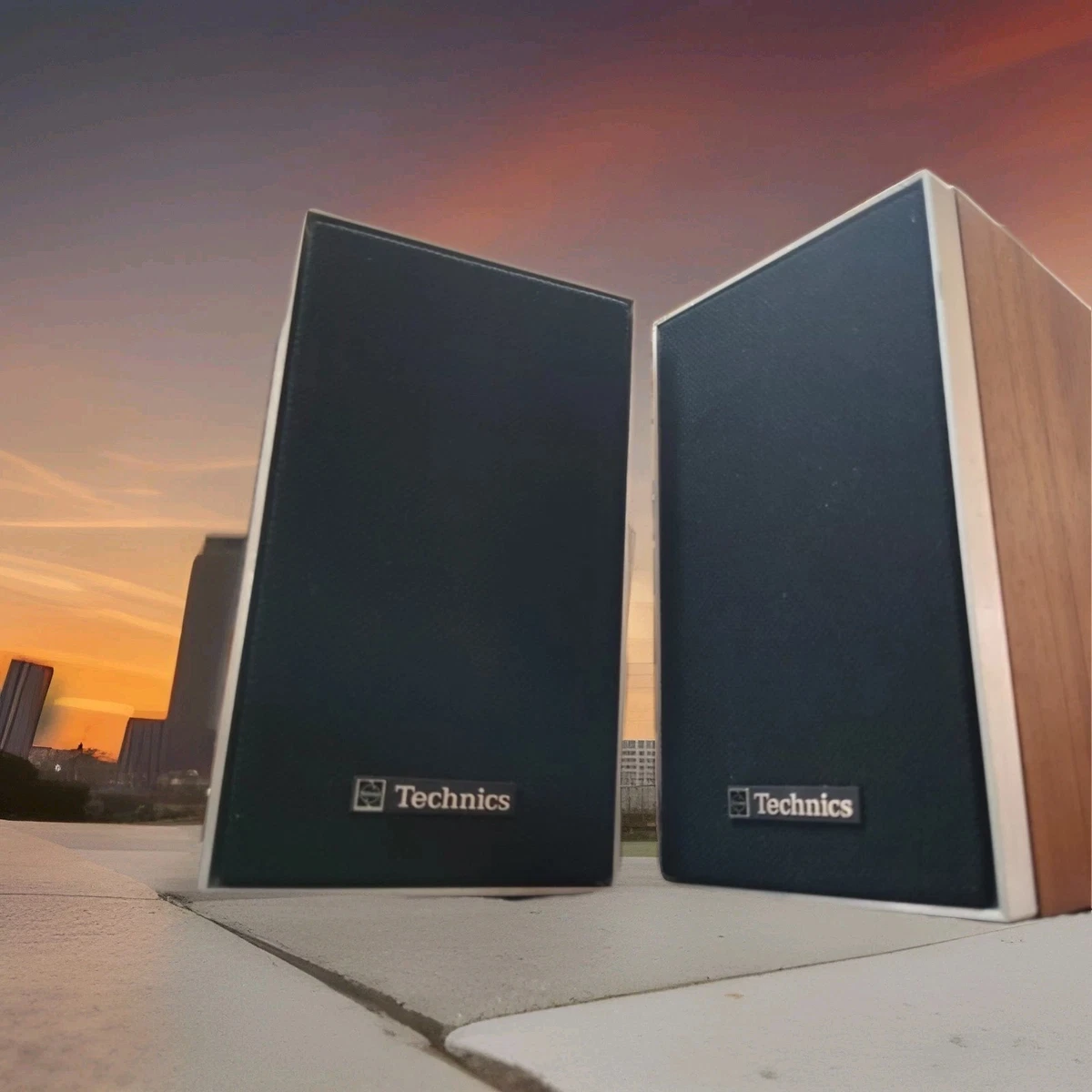 Technics SB-30 Full-Range Unit Equipped Compact Speaker System Set