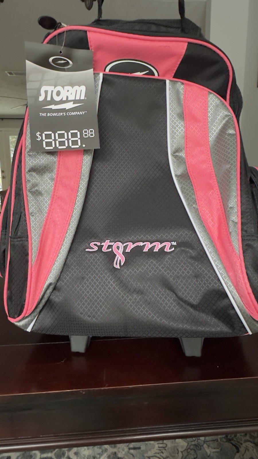 And A Front Pocket Black/pink