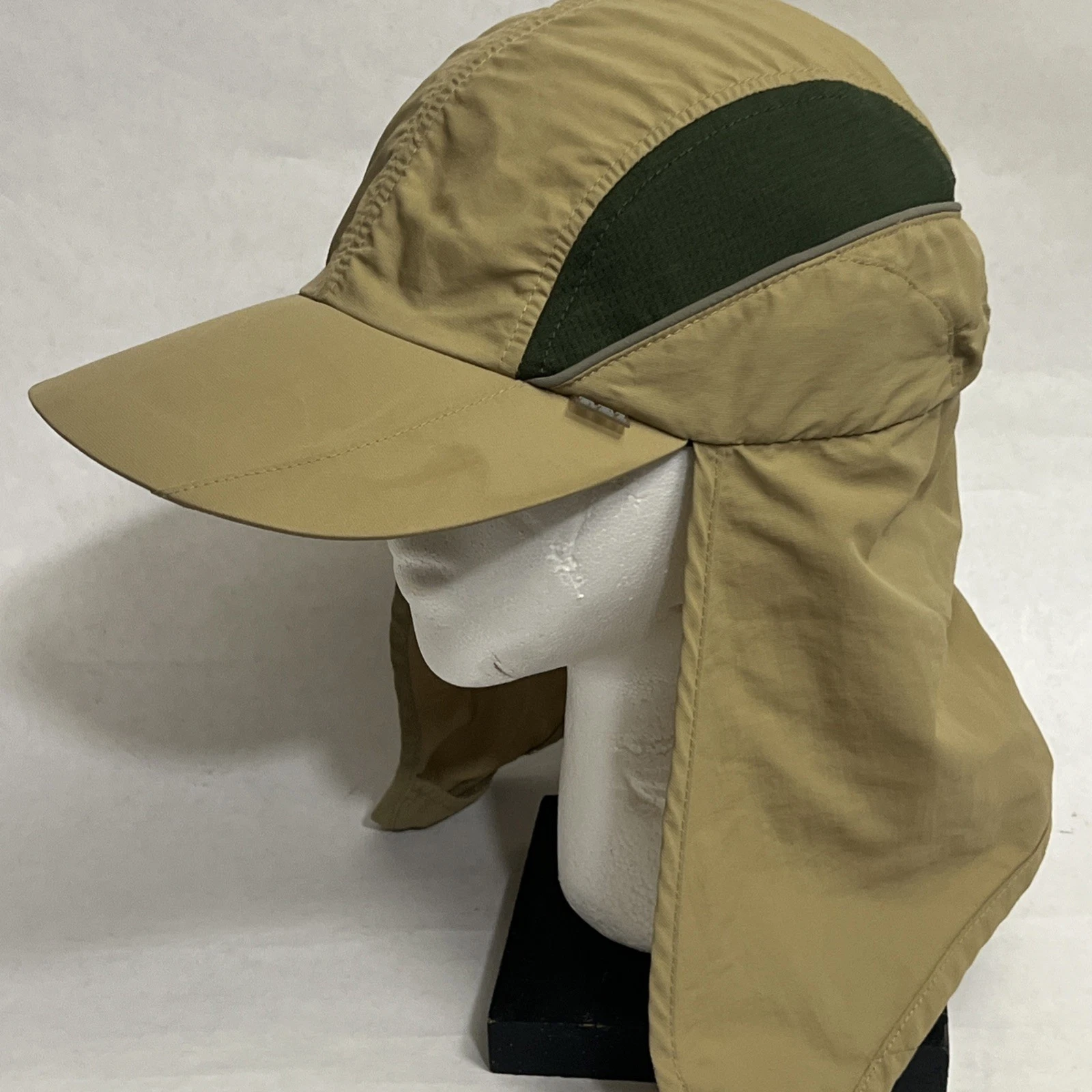 REI Beige Tan Nylon Neck Protector Vented Cap w/Magnet Closure -One Size