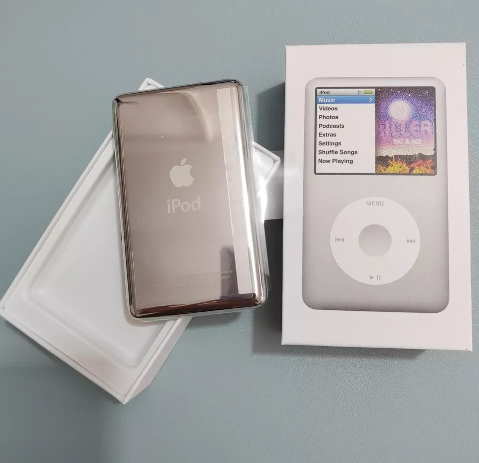 iPod Classic 160GB ブラック　リンゴループ　ジャンク Elite Obsolete Electronics New iPod Classic Black Gray Red