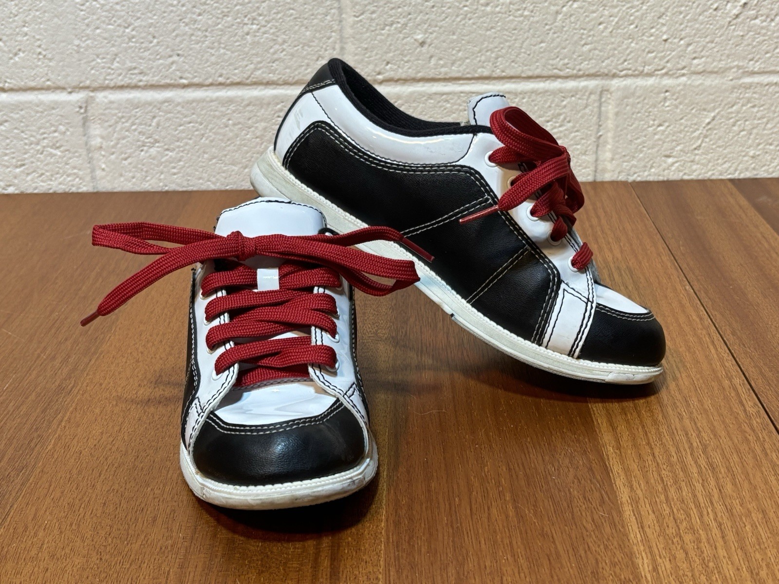 Women's Size 6 Black & White Patent Leather Girls