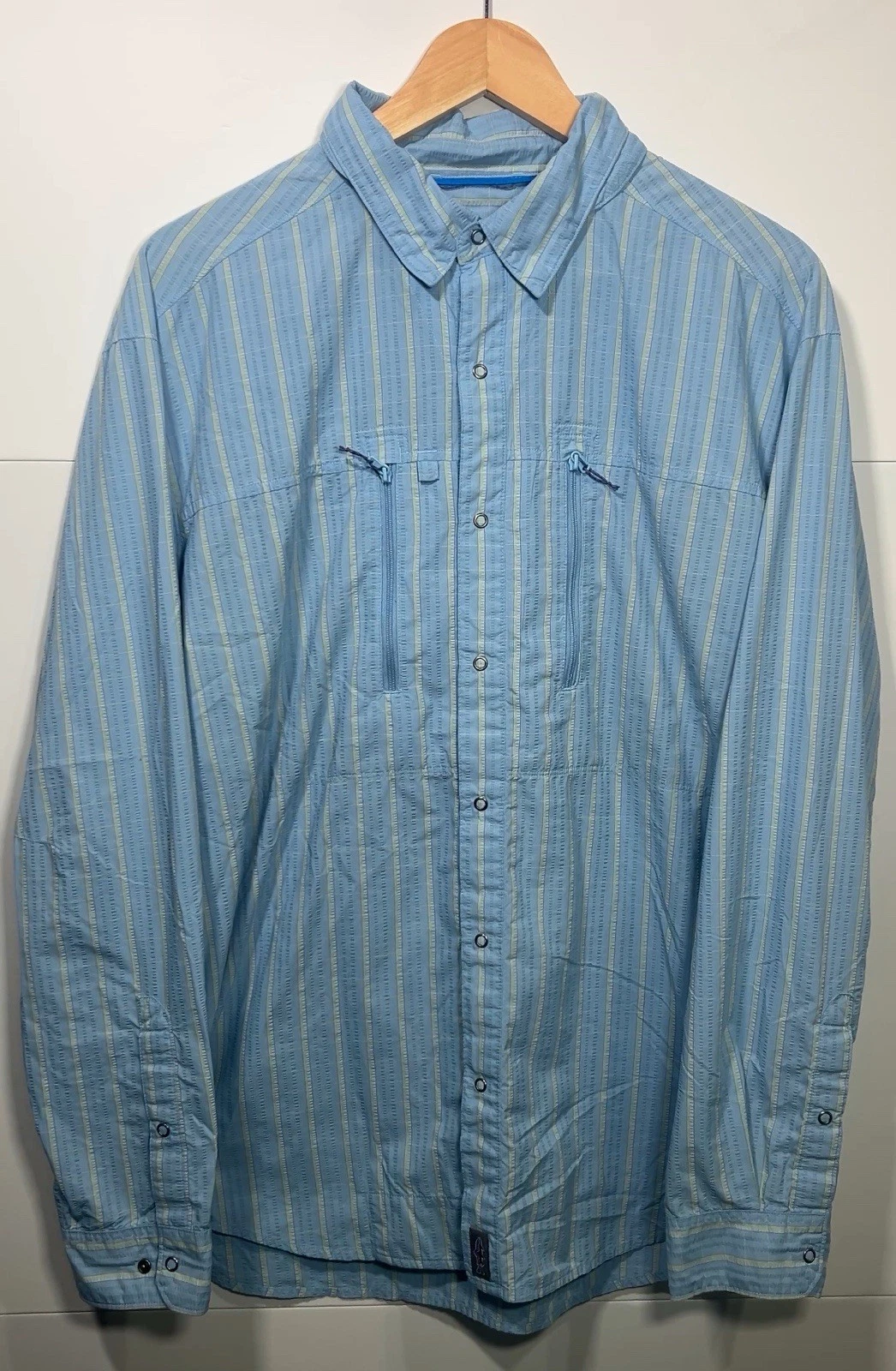 Patagonia Mens L Blue Striped Snap Button Up Shirt Long Sleeve Outdoor Hiking