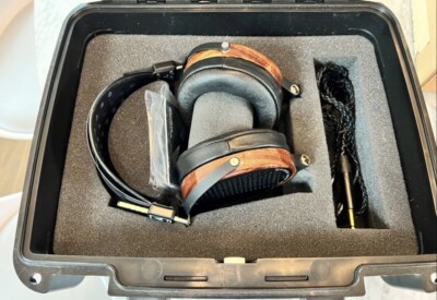 Audeze LCD-2 Open Planar Magnetic Headphones Bamboo Wood Rings